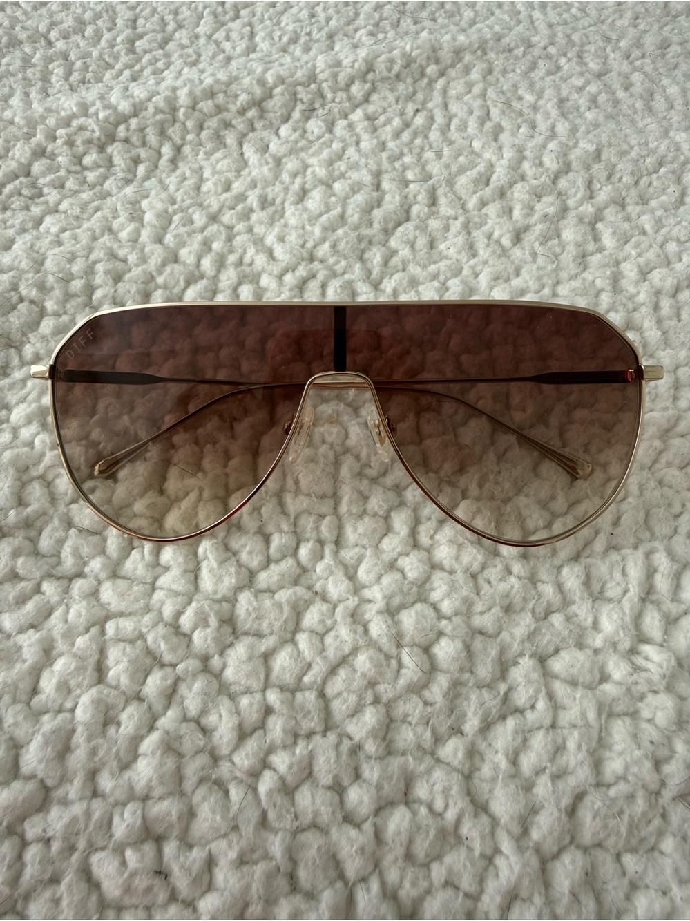 Diff Eyewear NEW Brown Gradient Lens Aviator Sunglasses w/Black Case and cloth